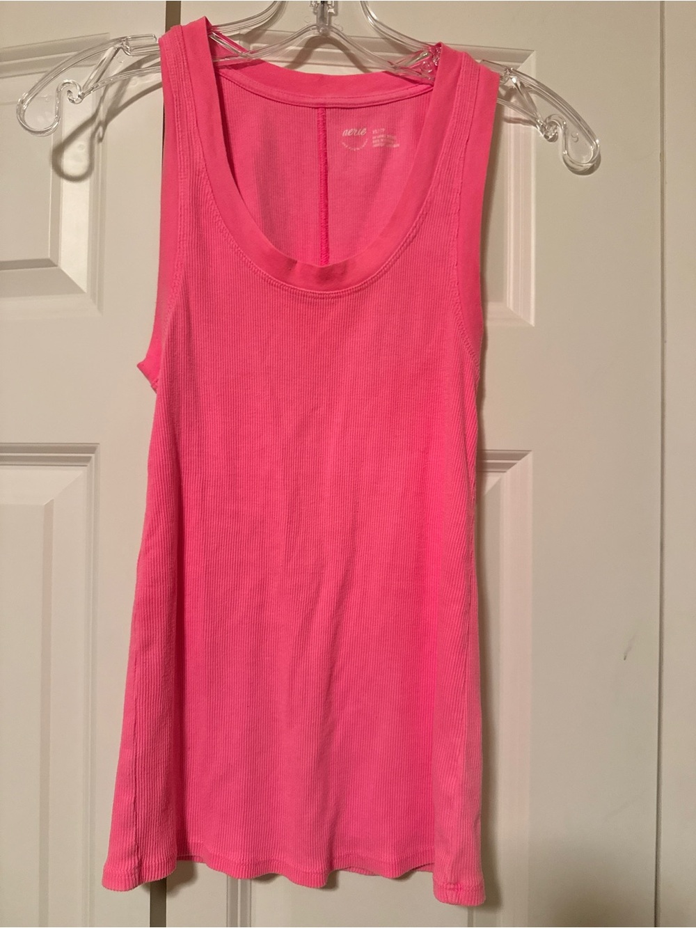Aerie Women's Neon Pink Ribbed Tank Top XS